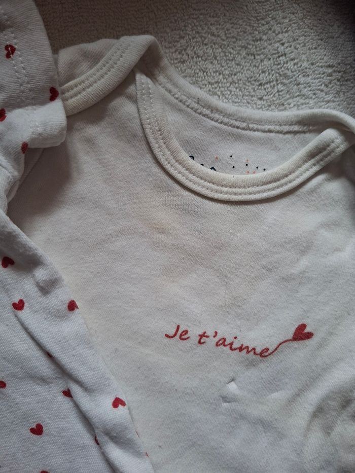 Lot de 2 bodies 3 mois - photo numéro 2