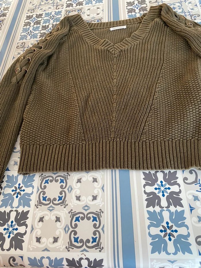 Pull épais col V - photo numéro 4