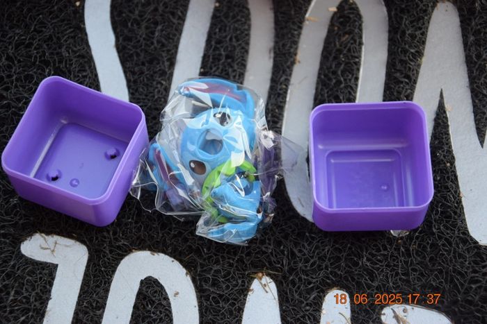 Figurine stitch puzzle palz