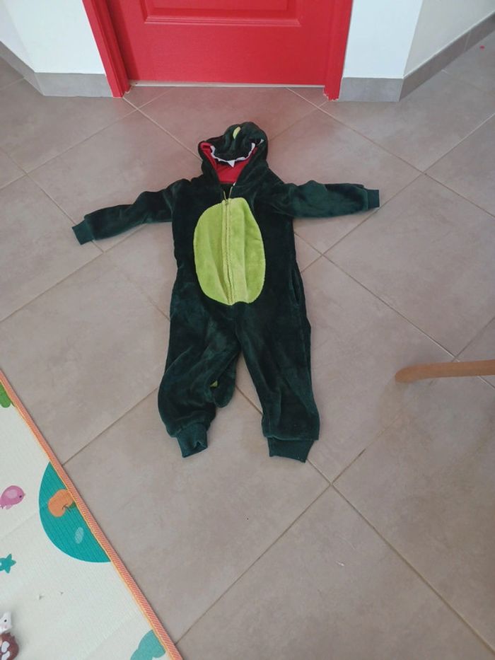 Très jolie sur pyjama pour garçon - photo numéro 2
