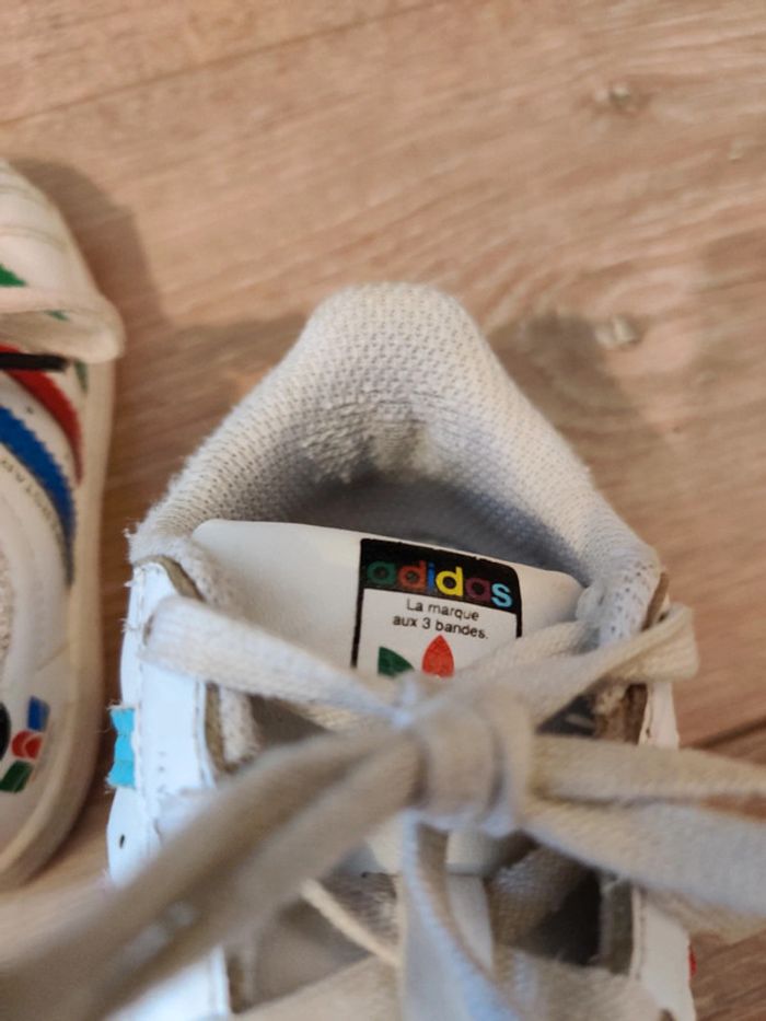 Basket Adidas taille 22 - photo numéro 6
