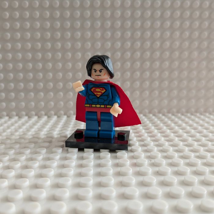 Figurine DC Comics : Superman , style lego