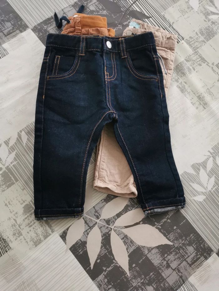 Lot de pantalon de 12 mois - photo numéro 2