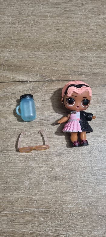 Mini poupée LOL Surprise