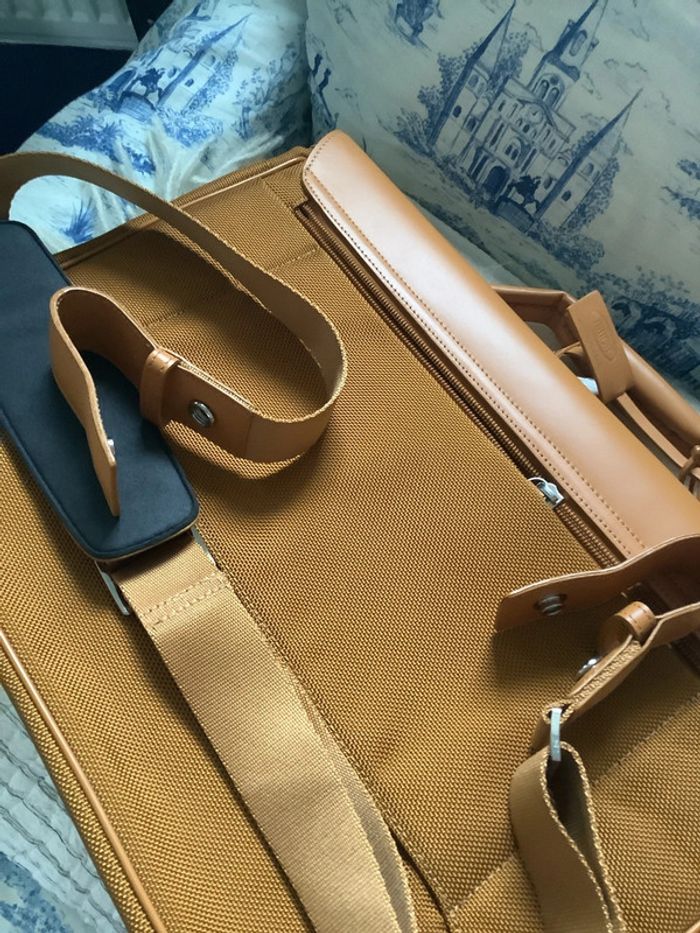 Cartable mixte Bric’s Pininfarina jaune miel neuf sans étiquette avec dustbag - photo numéro 18