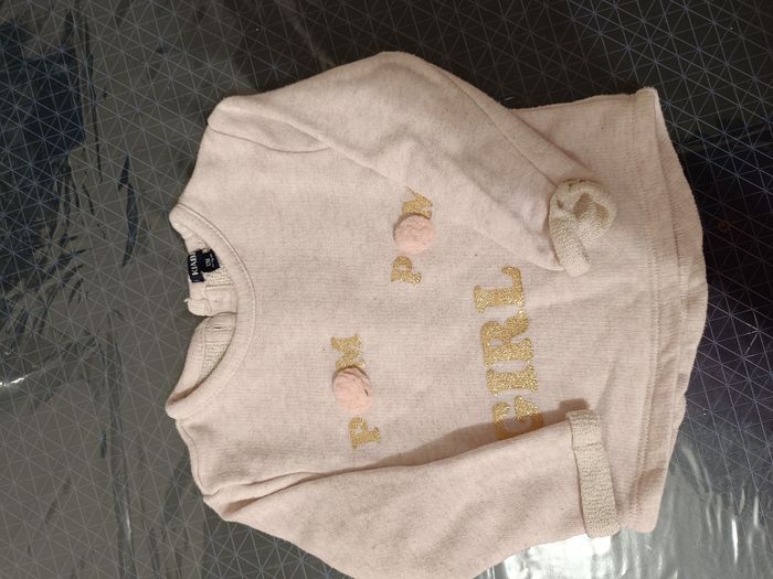 Pull bébé fille