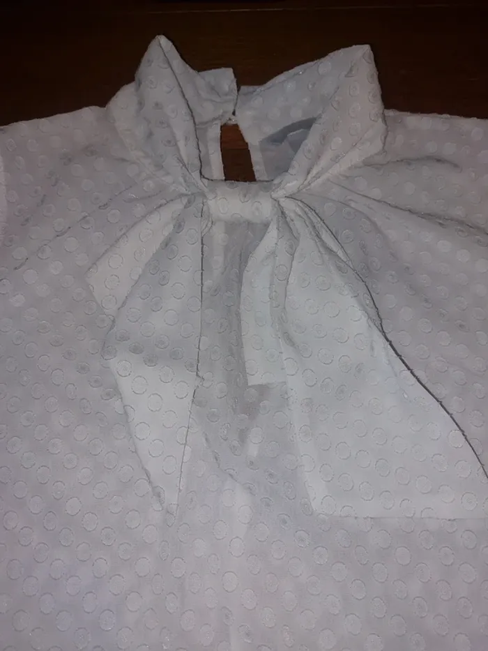 Blouse blanche - photo numéro 4