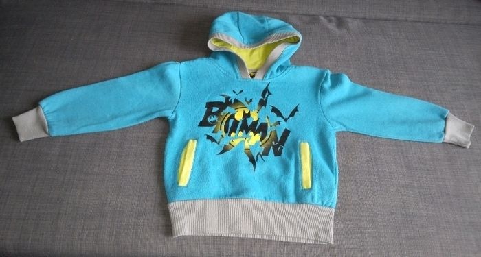 Sweat à capuche batman 3/4ans=>102cm en TBE
