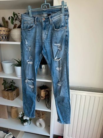 Jean destroy H&M