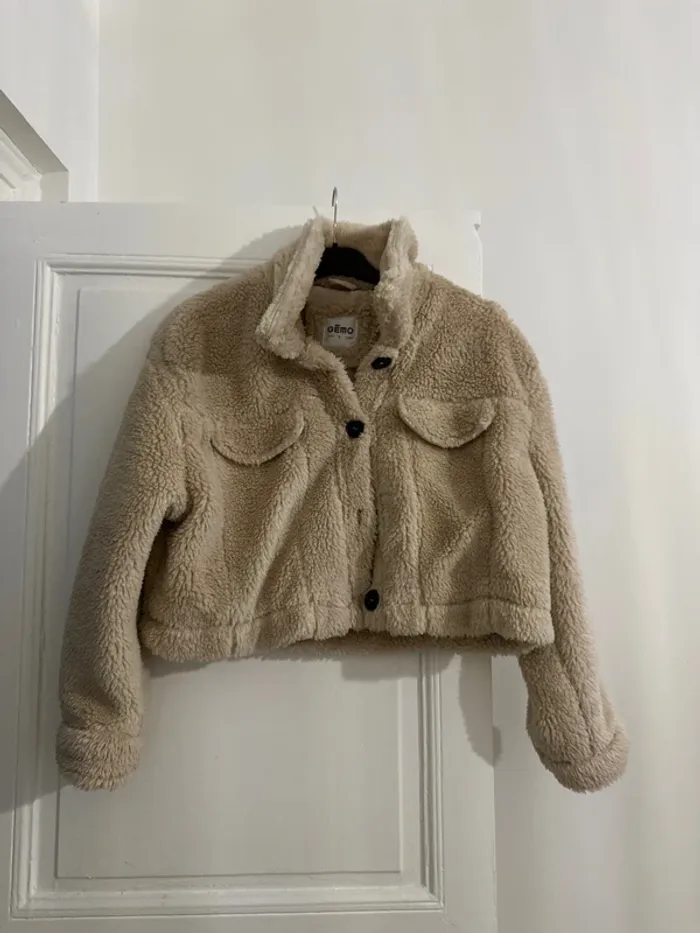 Veste courte en Teddy
