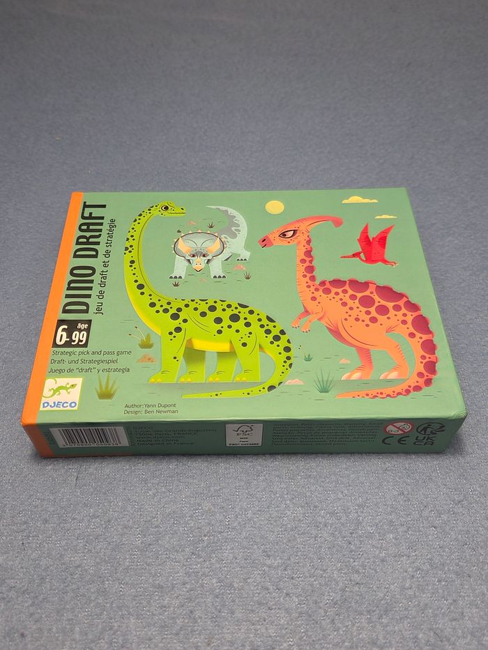 Jeux de cartes neuf dinosaure Djeco