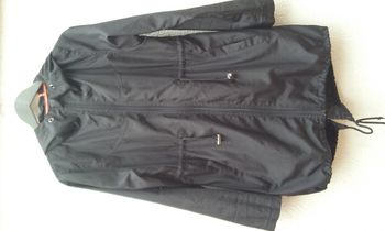 Coupe-vent Parka in a pocket