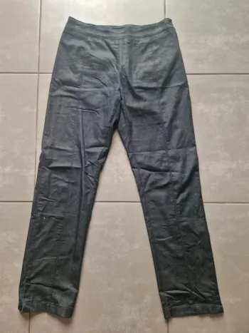 Pantalon noir léger