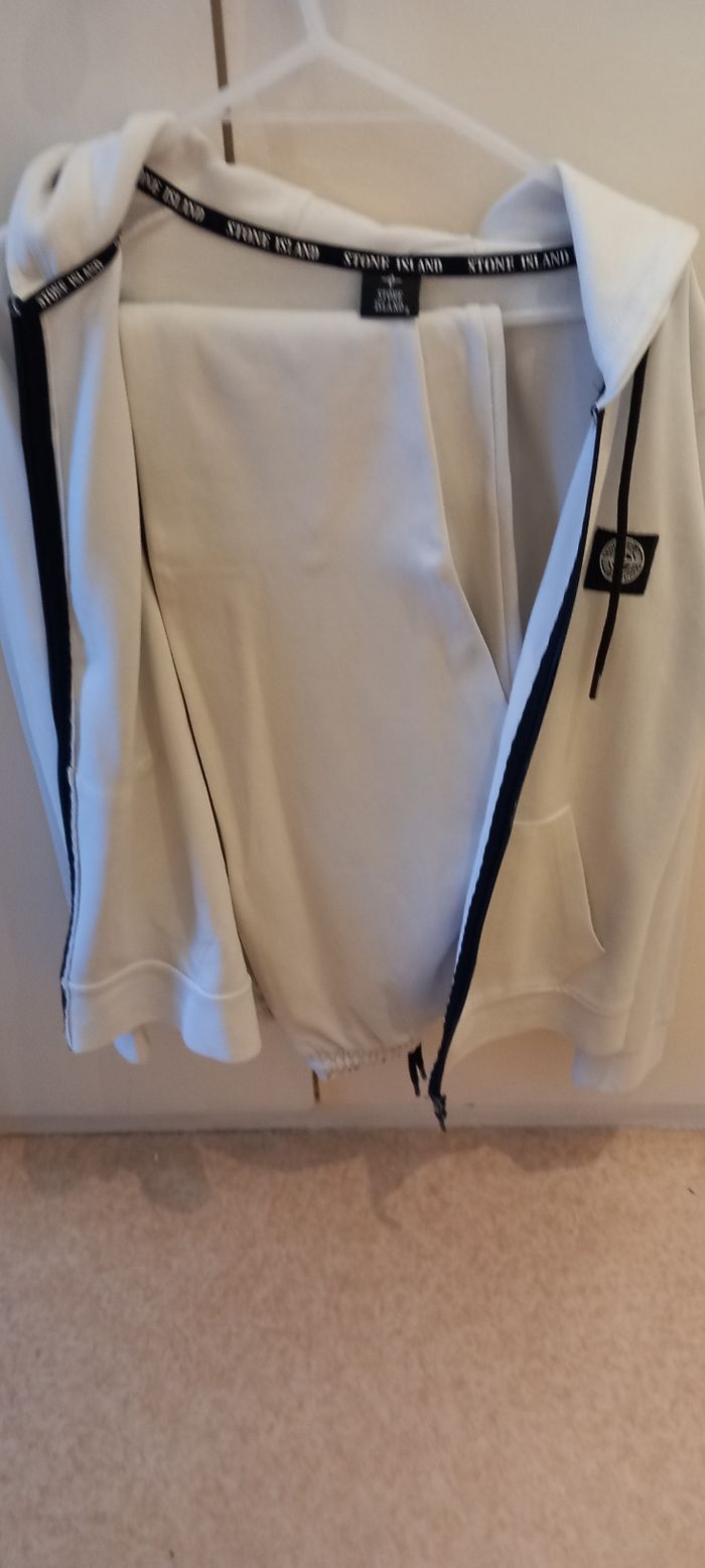 Ensemble STONE ISLAND - photo numéro 2
