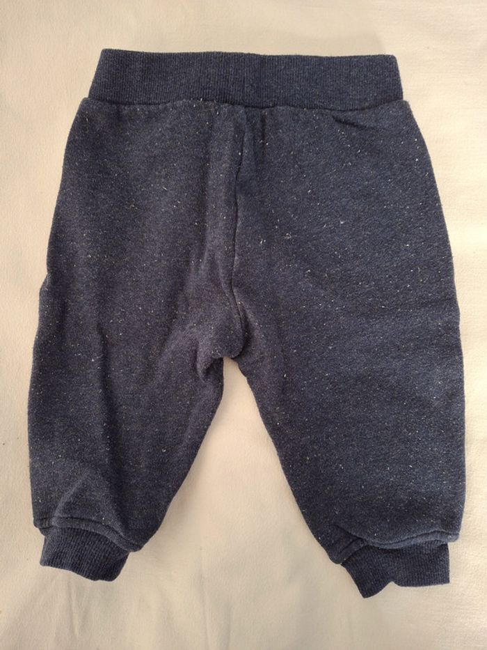 Ensemble veste-jogging Disney 12mois très bon état - photo numéro 5