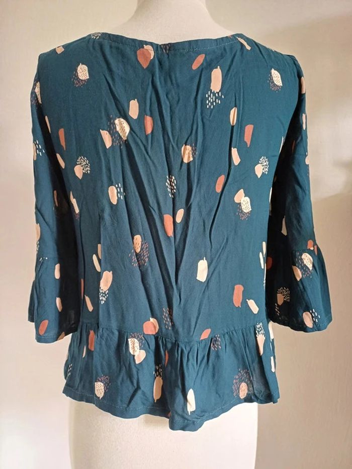 Haut vert imprimé taille 40 - photo numéro 2