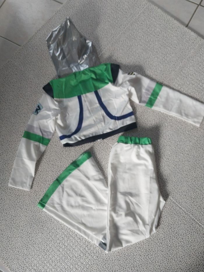 Déguisement femme Buzz l’Éclair NEUF / costume astronaute adulte | Carnaval soirée déguisée - photo numéro 2