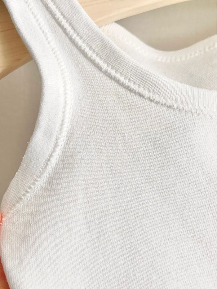 1 body sans manches forme débardeur taille 1 mois M&S - photo numéro 5