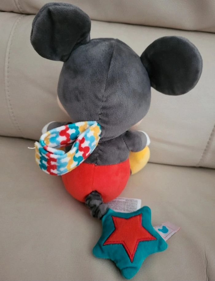 Peluche musicale Mickey - photo numéro 2