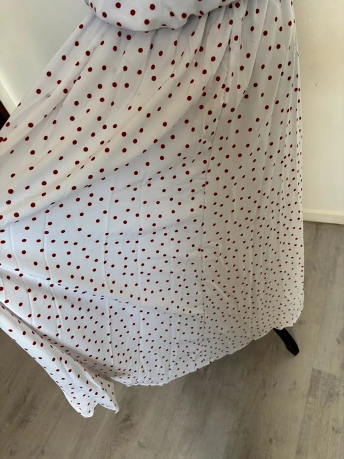 Robe longue et fluide à pois rouge 36/38 - photo numéro 4