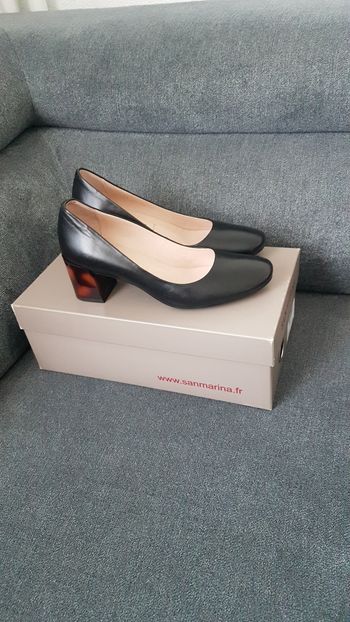 Escarpins femme.