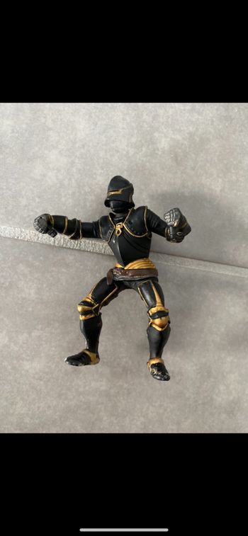 Soldat guerrier figurine
