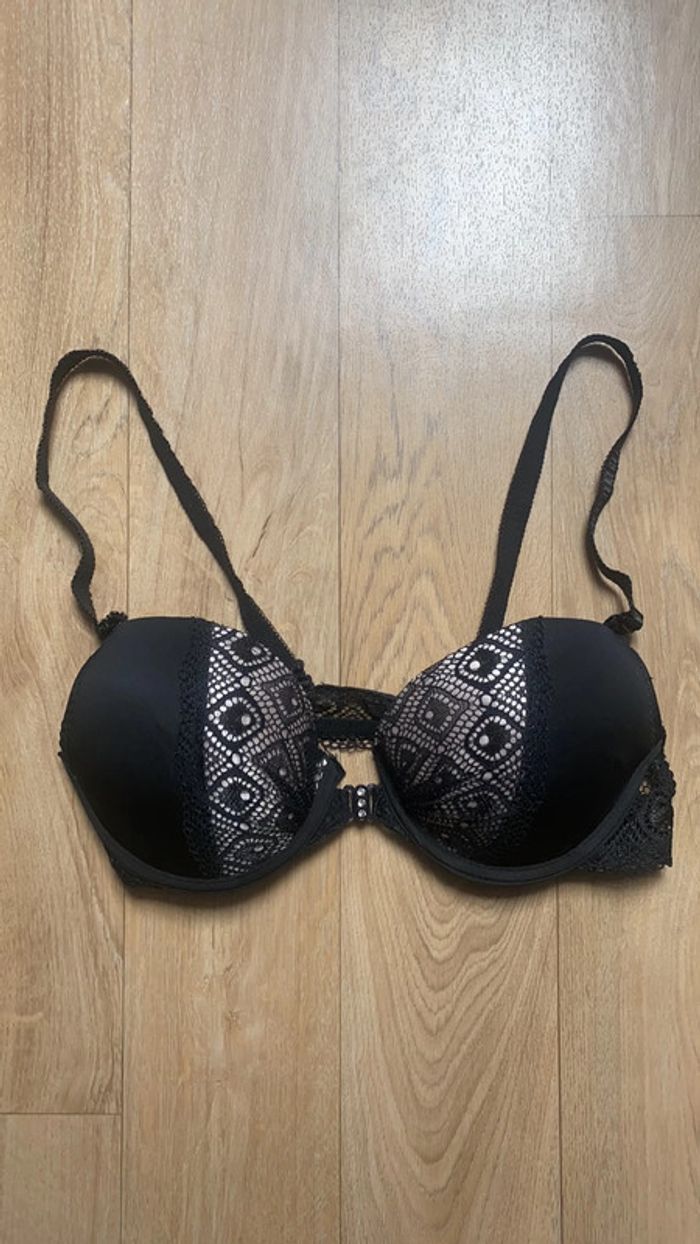 Soutien gorge - photo numéro 2