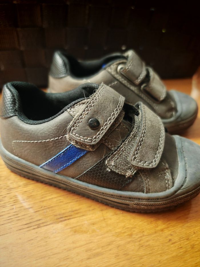 Baskets scratch taille 25 - photo numéro 3