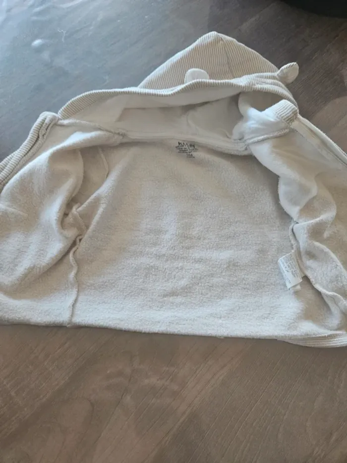 Gilet bébé - photo numéro 2