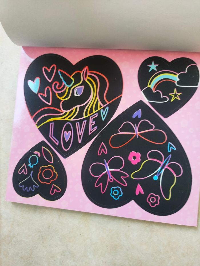 Kit créatif «Les Ateliers Créa –cartes à gratter, guirlandes & petites décos 7 ans - photo numéro 3