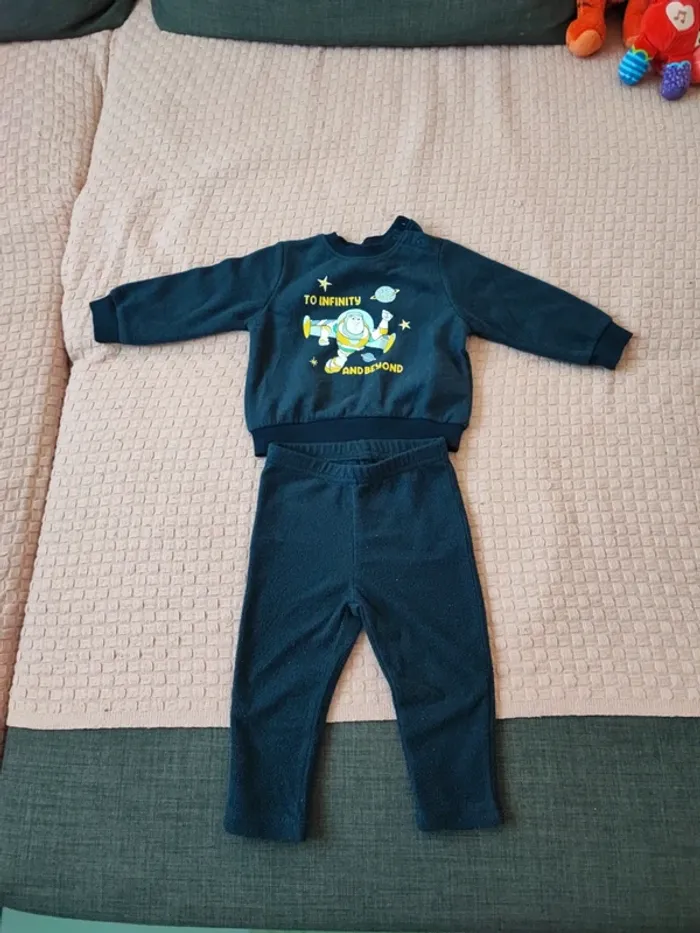 Pyjama 2 pièces en velours 18 mois