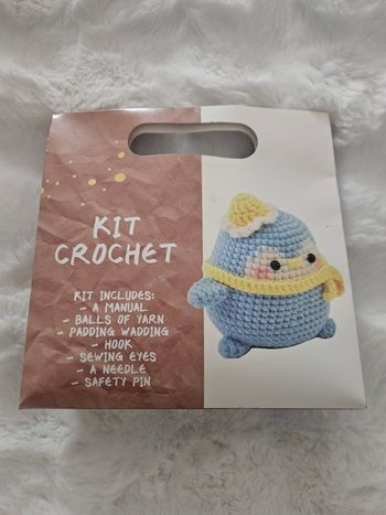 Kit de crochet doudou pingouin neuf sans étiquette