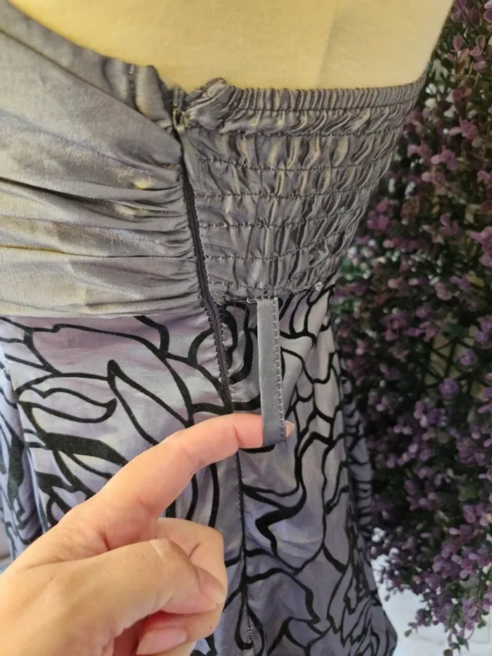 🎀 Robe de soirée grise satinée - photo numéro 4