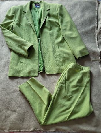 Ensemble tailleur et pantalon