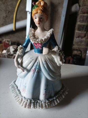 Vintage  Porcelain Figurine  20cm