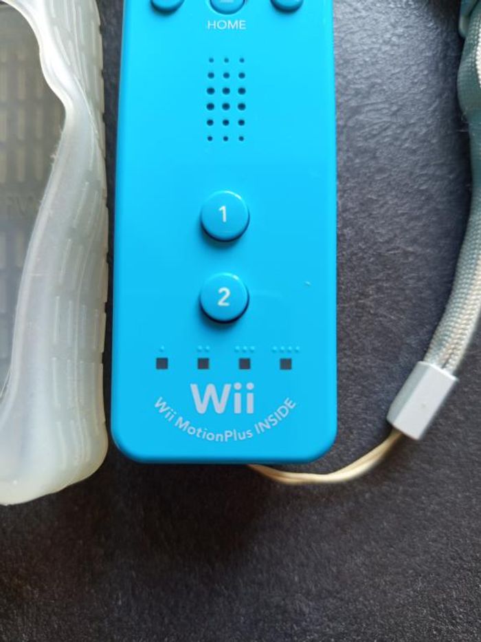 Nintendo - Wii - Wiimote - photo numéro 2
