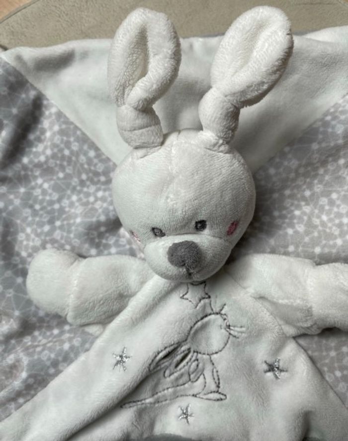Doudou attache tétine Lapin Plat Carré Neuf - photo numéro 3