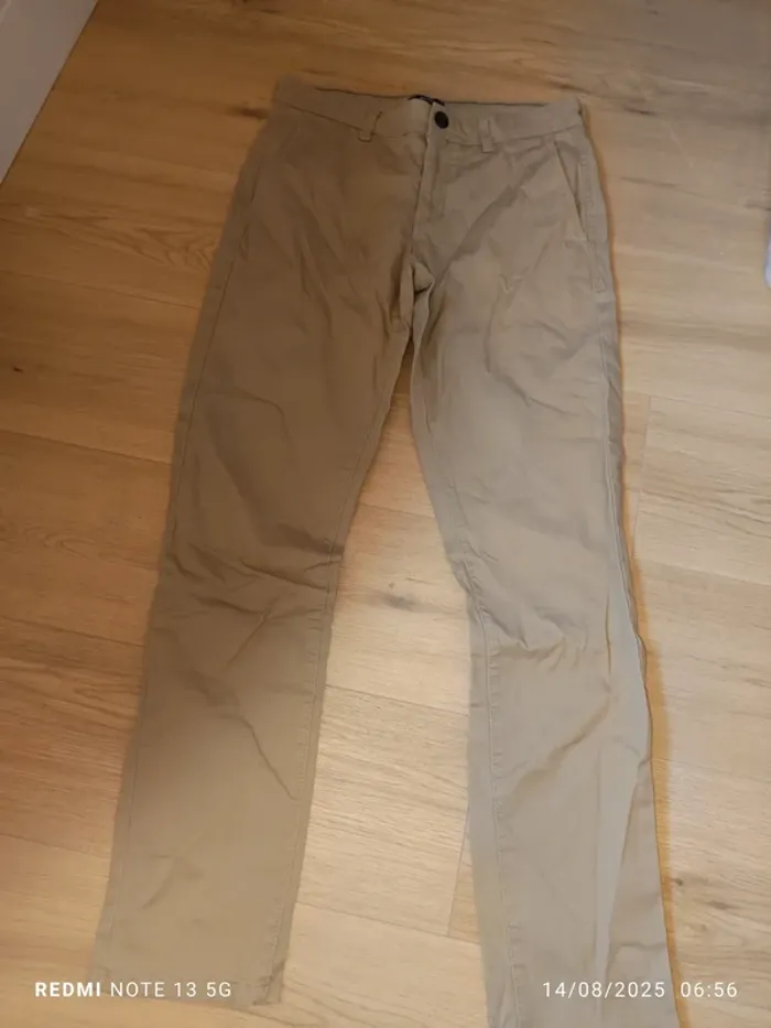 Magnifique pantalon Kiabi beige taille 38