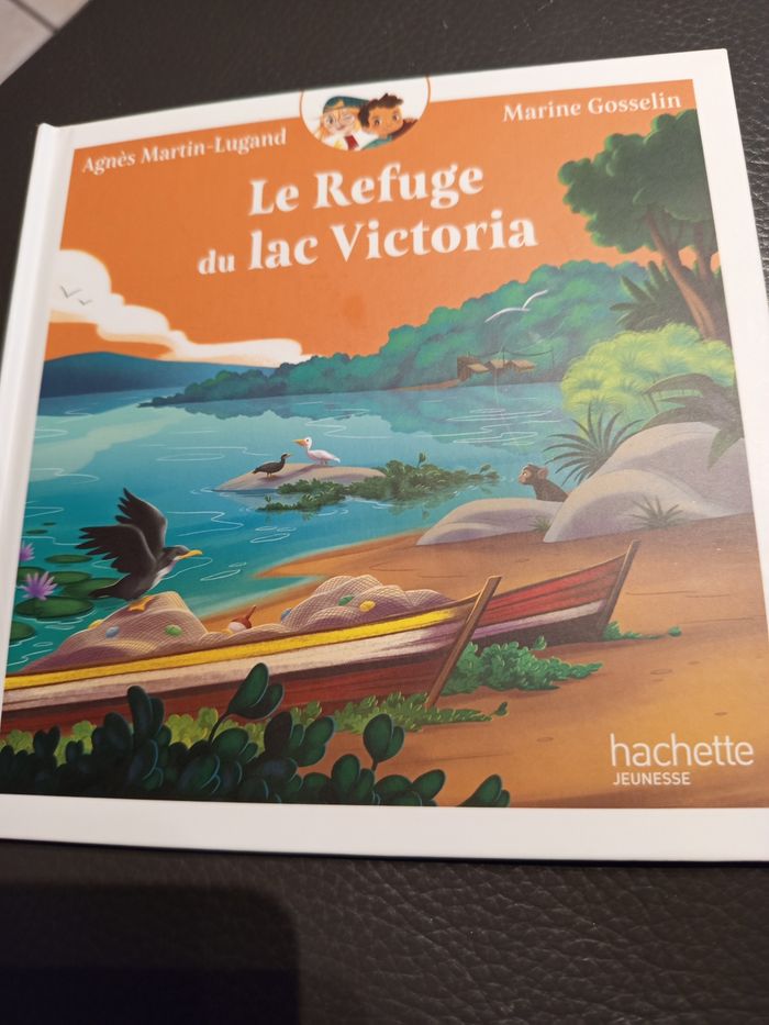 Livre le refuge du lac Victoria - photo numéro 1
