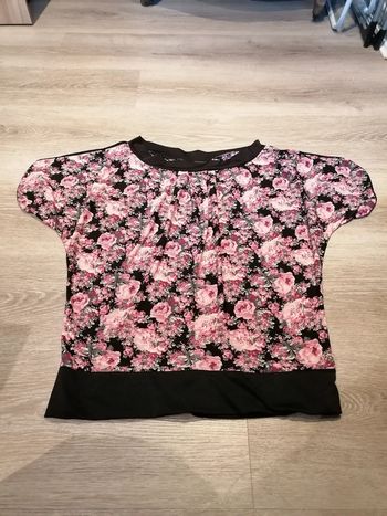 Tee shirt fleuri