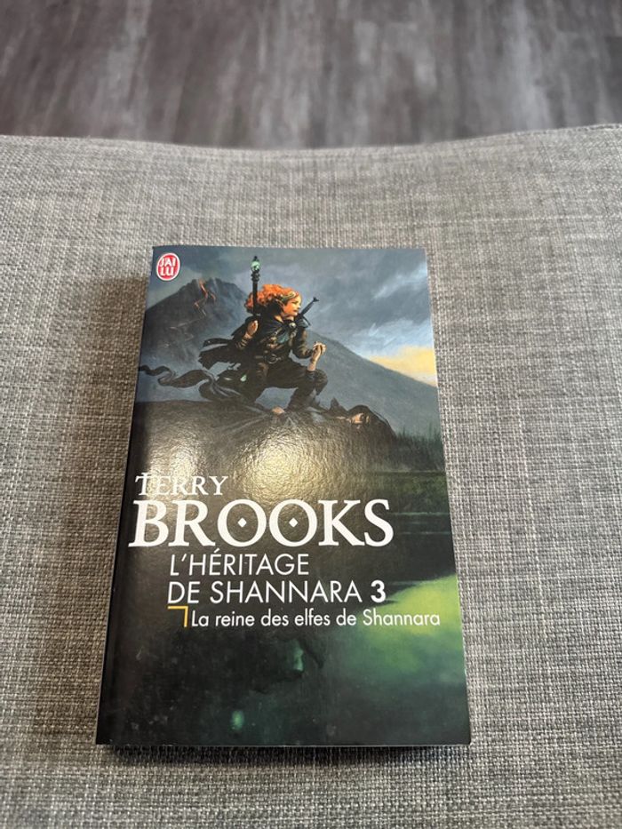 Livre l’héritage de Shannara 3 - la reine des elfes de Shannara - Terry Brooks - photo numéro 2