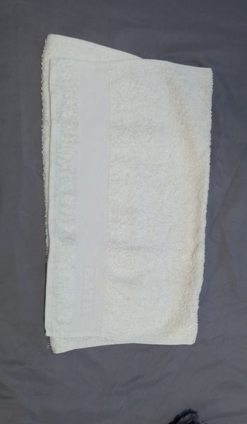 Serviette toilette motif BATH