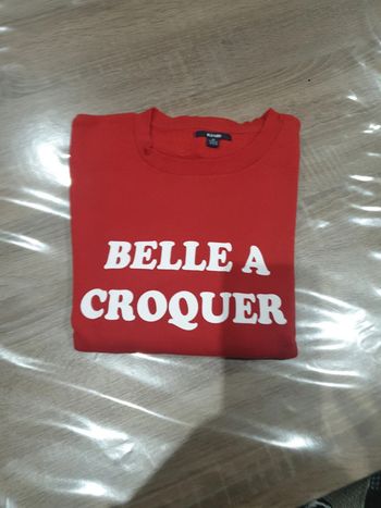 Pull rouge