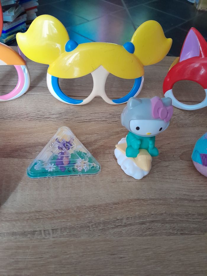 Lot de 7 jouets filles hello kitty McDonald's - photo numéro 3