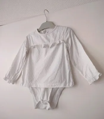 (c) bodie blouse intégré 18mois