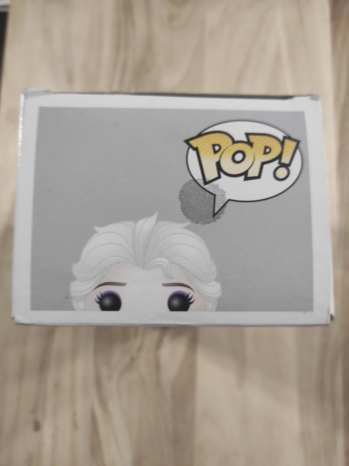 Figurine Funko pop Elsa 82 SANS boîte ( La Reine des Neiges ) - photo numéro 5