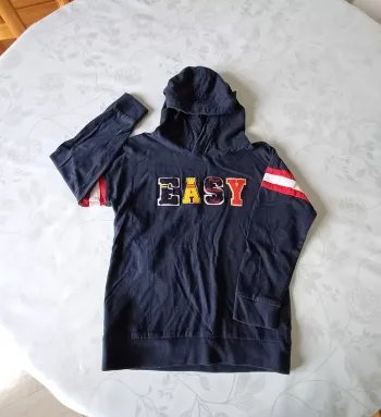 Sweat à capuche TAO 8 ans