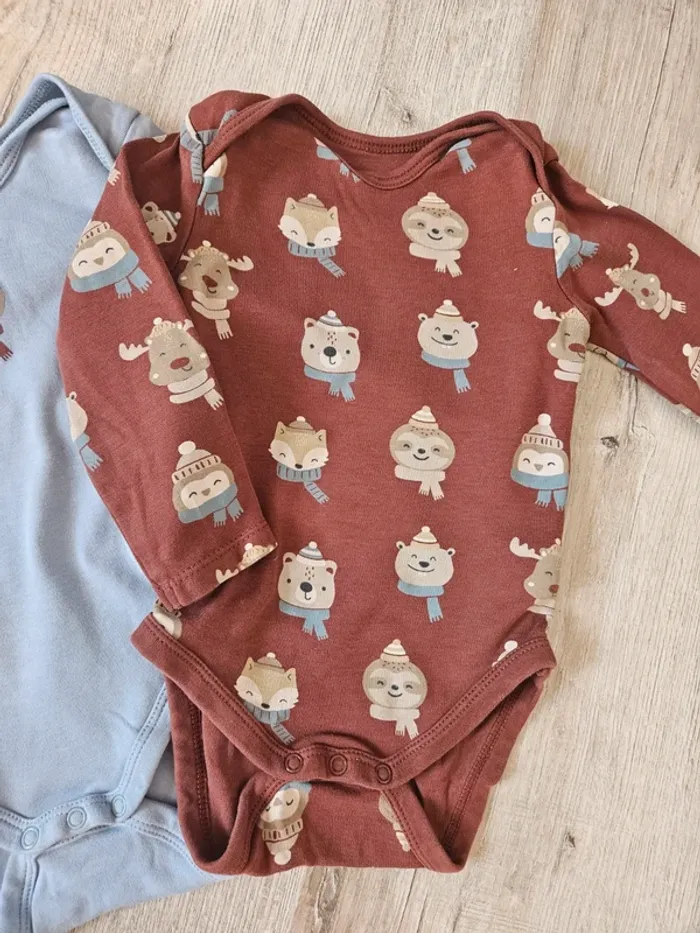 Lot 4 bodies ML C&A 12 mois - photo numéro 5