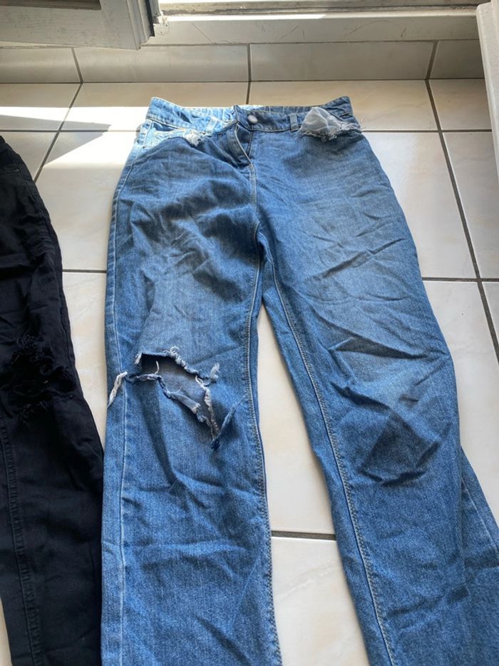 De deux jeans déchirés, taille 34 - photo numéro 3