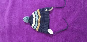 Bonnet très bon état